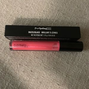 MAC Steppin Out Dazzlegloss